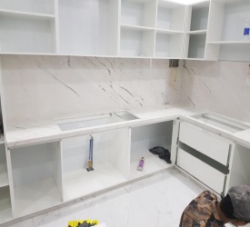 Đá Hoa Cương Ốp Mặt Bếp